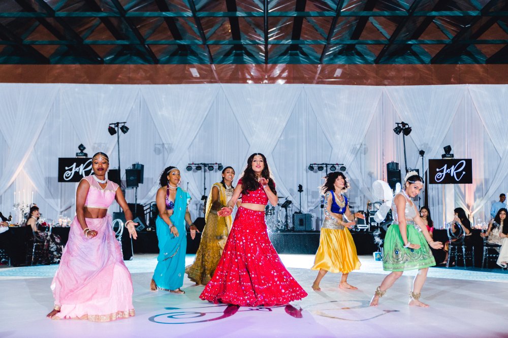 View More: http://thatfirstmoment.pass.us/jennieroshandisney